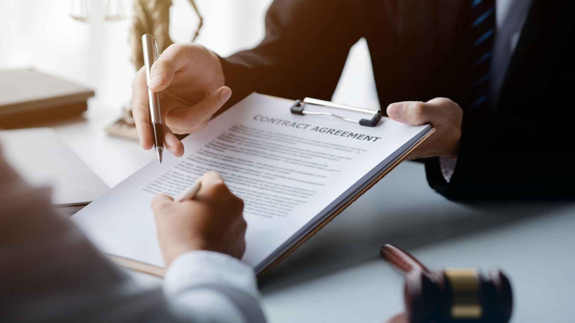 The Legal Standing of Mediation Agreements in the UK Wimborne Minster